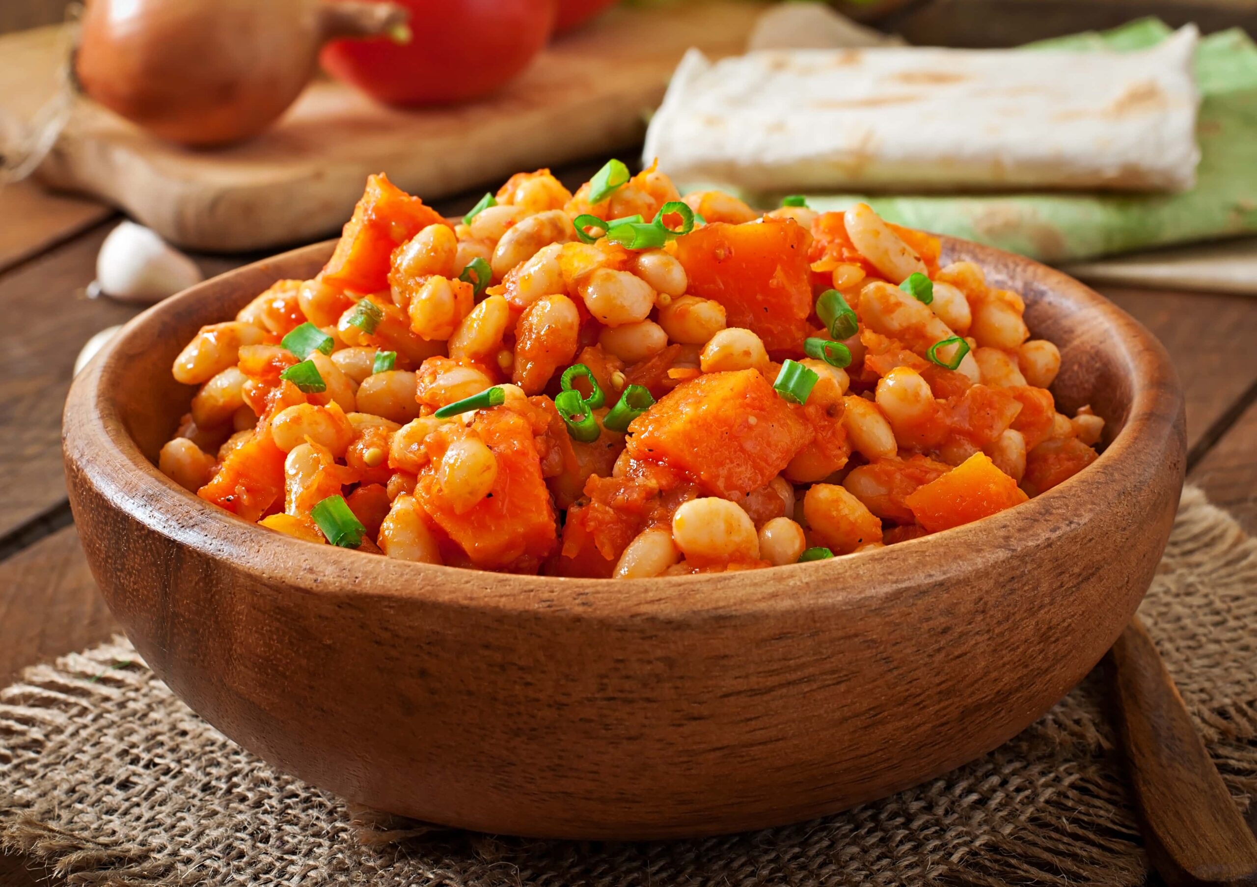 ensalada garbanzos tomate calabaza proteínas vegetales vegano saludable